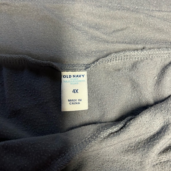 Plus size skirt - Picture 2 of 2